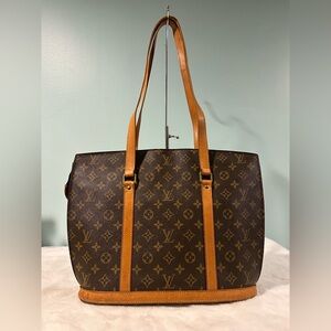 Louis Vuitton Babylon Tote in Monogram. Great condition!